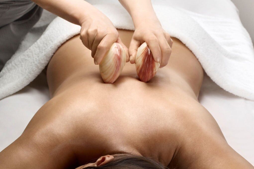 A method for relieving pain in osteochondrosis is massage